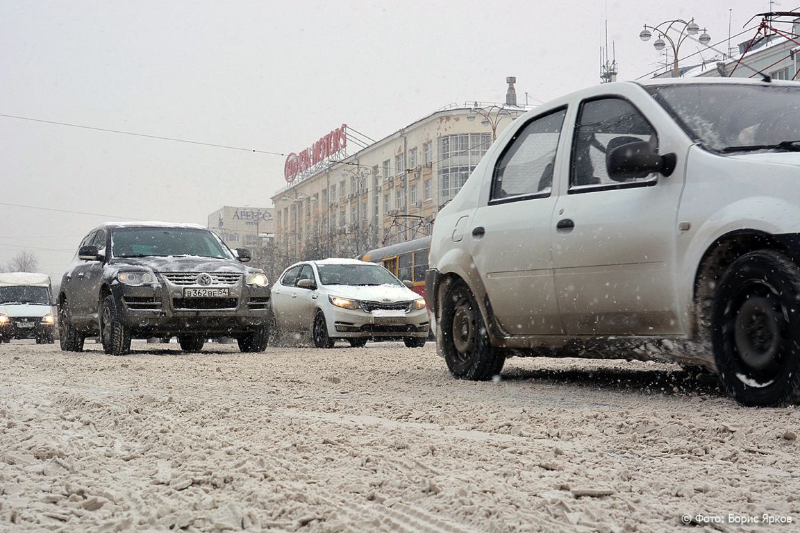 Куда звонить, и с кого требовать порядка, если дороги не расчищены -  «Уральский рабочий»